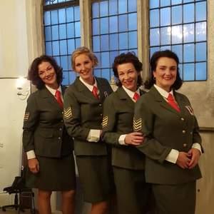 Double2 Andrews Sisters act