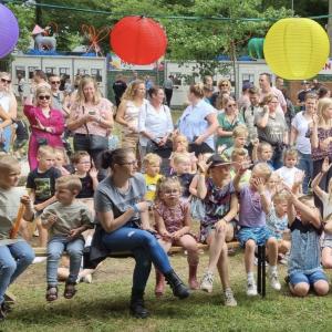 Angelique Circus Directeur