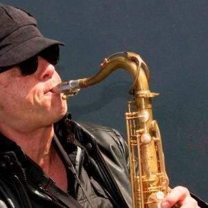 Saxofonist DJ/Bernhard