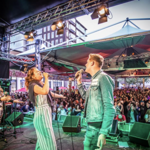 De Grote Karaoke Show boeken