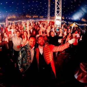 De Grote Weggeef Show boeken