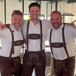 De Zingende Barmannen Oktoberfest