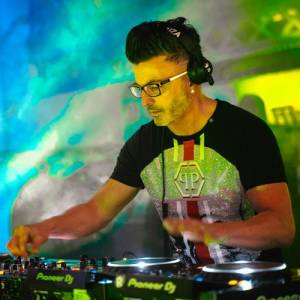 DJ Engin Acuza Boeken