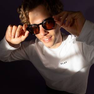 DJ Frisian boeken