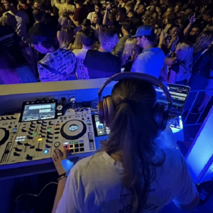 DJ On the Floor