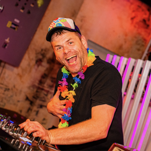 DJ Ron boeken