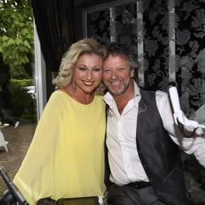 Frank Wilson & zangeres Petra Schreurs