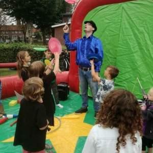 Het Kinder Circus met Clown