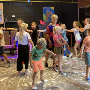 Johnny Glitter Kids Sneeuw en Schuim party
