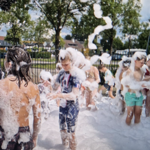 Johnny Glitter Kids Sneeuw en Schuim party