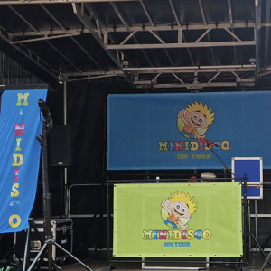 Minidisco Drive-in show