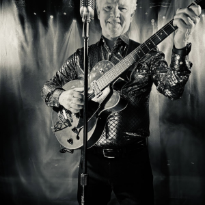 Mr Brooks - Neil Diamond Tribute