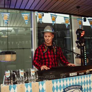 Oktoberfest Pianoshow boeken