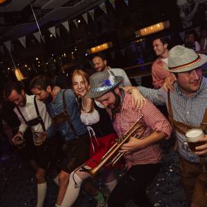 Oktoberfest Pianoshow boeken