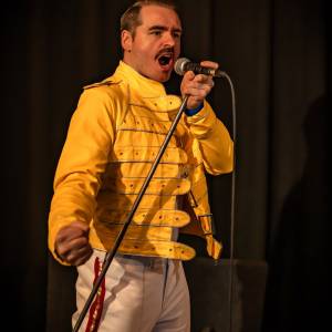 Queen Forever Boeken