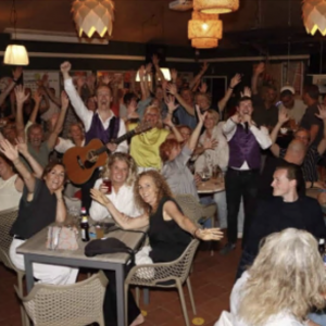 Quizmasters of Melody 