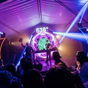 Radio 538 DJ's on tour
