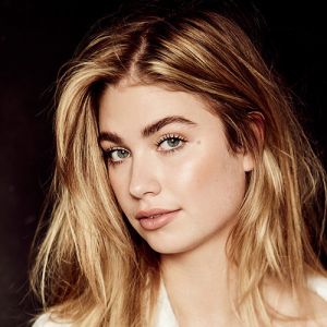 Roxy Dekker