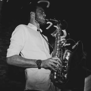 Saxofonist Ivar in Sax
