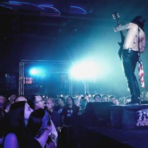 Slash 'N Roses: A tribute to Guns N' Roses boeken
