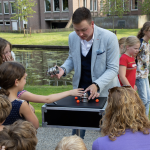 Table magic Evert van Asselt