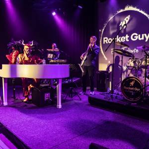 The Rocket Guy: A tribute to Elton John boeken