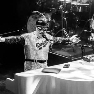 The Rocket Guy: A tribute to Elton John boeken