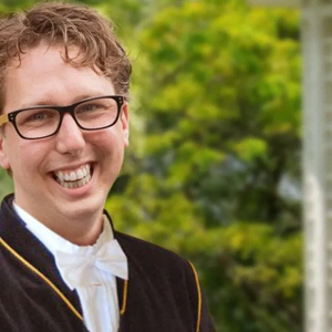 Trouw Ambtenaar Arijan van Bavel 