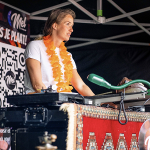 MEL Vinyl DJ