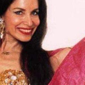 Yonina (Buikdanseres)