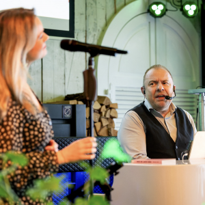 Zangeres Lieke D boeken