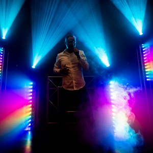 Zingende Dj Gijs boeken