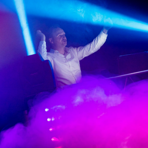 Zingende Dj Gijs boeken