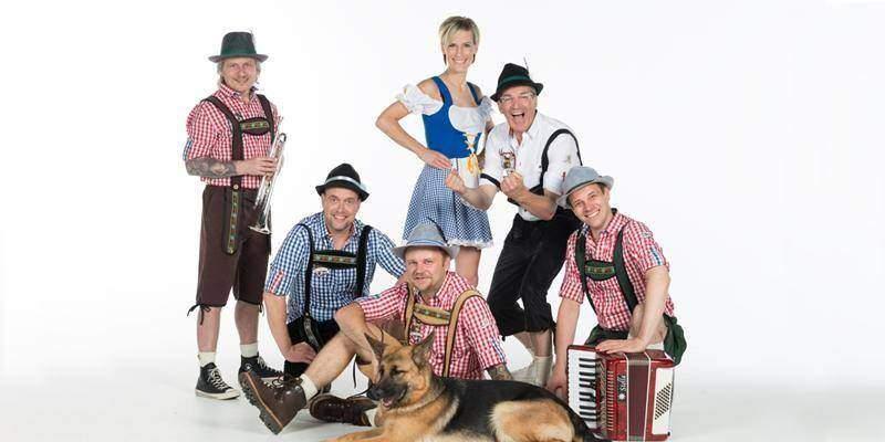 Immer Gerade Aus!