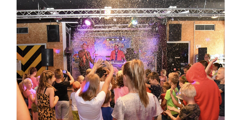 Johnny Glitter Kids Sneeuw en Schuim party