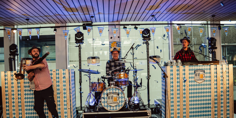 Oktoberfest Pianoshow boeken