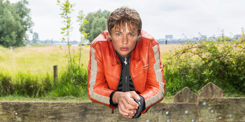 Tienson Boeken
