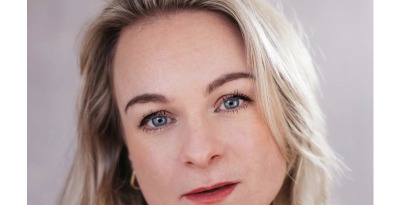 Zangeres Lieke D boeken