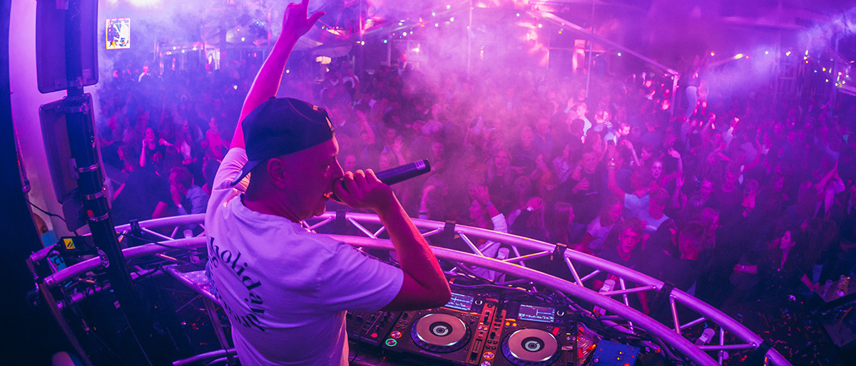 DJ Harry More huren
