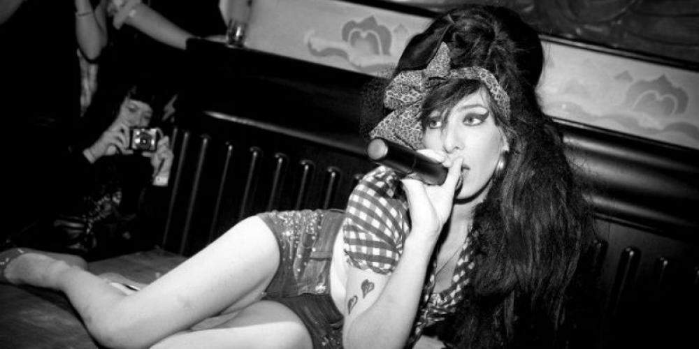 Amy Winehouse imitator